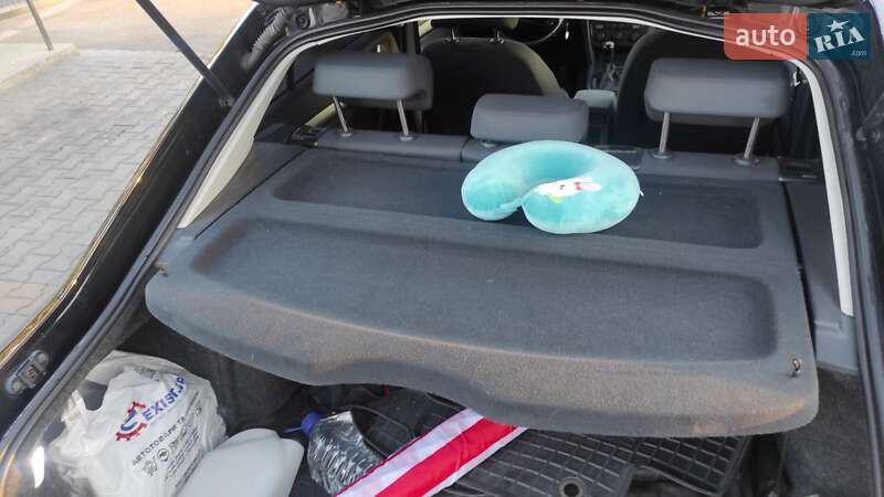 Лифтбек Skoda Octavia 2006 в Одессе