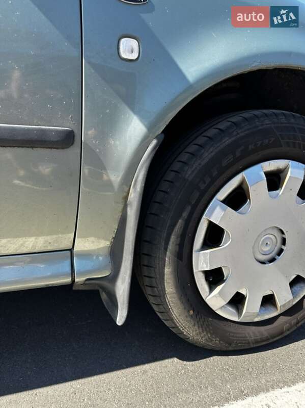 Ліфтбек Skoda Octavia 2002 в Чернігові