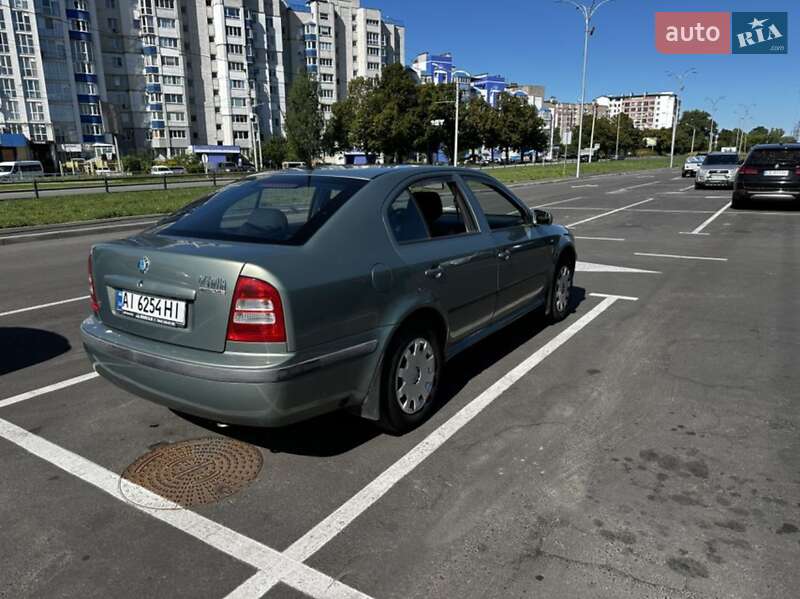 Ліфтбек Skoda Octavia 2002 в Чернігові