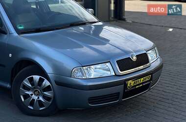 Лифтбек Skoda Octavia 2004 в 