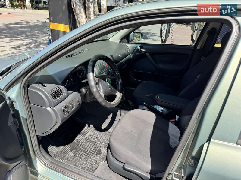 Ліфтбек Skoda Octavia 2003 в Балаклії фото 5 Ліфтбек Skoda Octavia 2003 в Балаклії