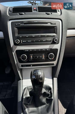 Лифтбек Skoda Octavia 2010 в 