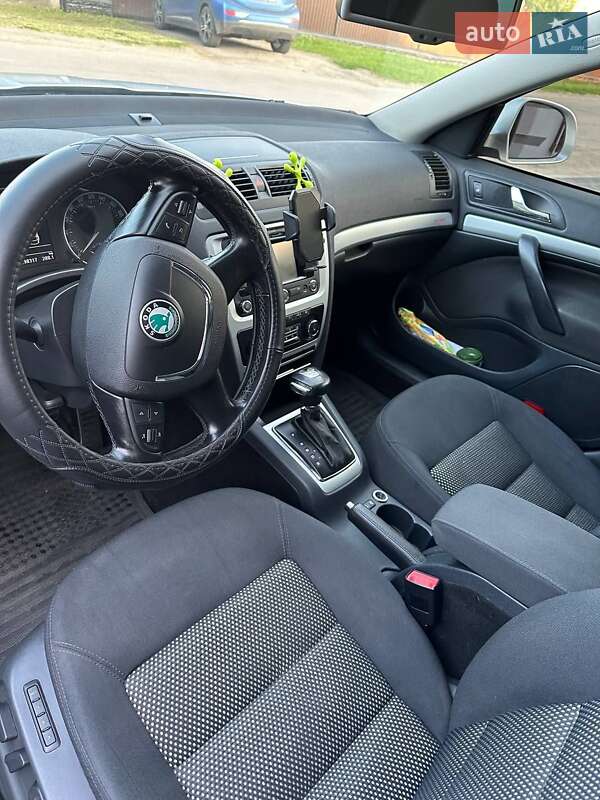 Универсал Skoda Octavia 2012 в Глобине