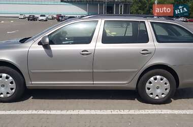 Універсал Skoda Octavia 2012 в Одесі