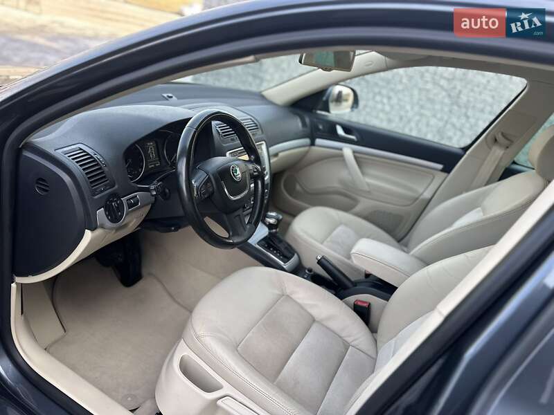 Универсал Skoda Octavia 2010 в Ивано-Франковске