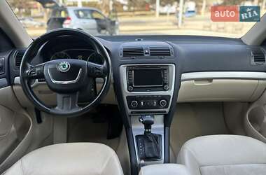 Универсал Skoda Octavia 2010 в 