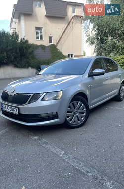 Лифтбек Skoda Octavia 2017 в Киеве