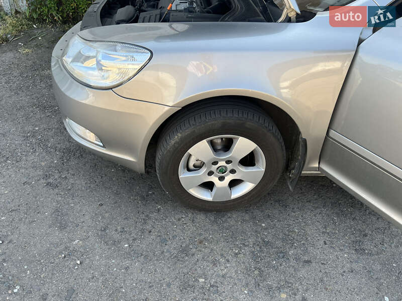 Лифтбек Skoda Octavia 2012 в Львове