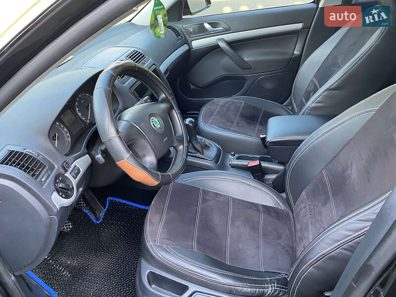 Лифтбек Skoda Octavia 2005 в Киеве