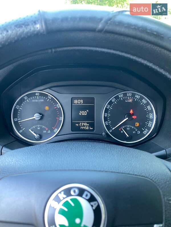 Лифтбек Skoda Octavia 2010 в Каменец-Подольском фото 30 Лифтбек Skoda Octavia 2010 в Каменец-Подольском