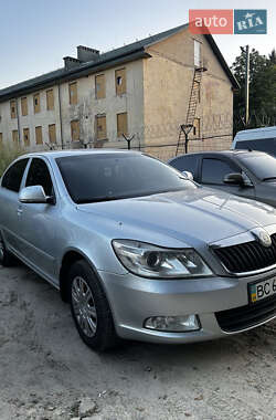 Лифтбек Skoda Octavia 2010 в 