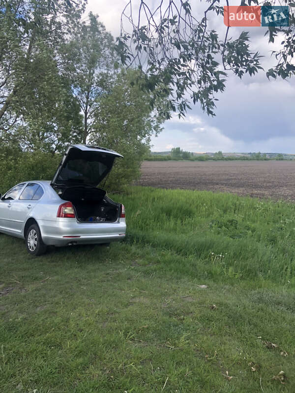 Лифтбек Skoda Octavia 2010 в Львове