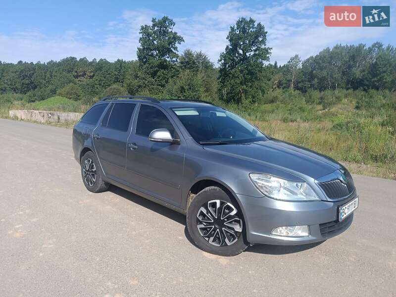 Універсал Skoda Octavia 2012 в Трускавці