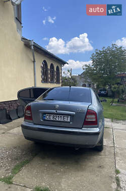 Лифтбек Skoda Octavia 2001 в 