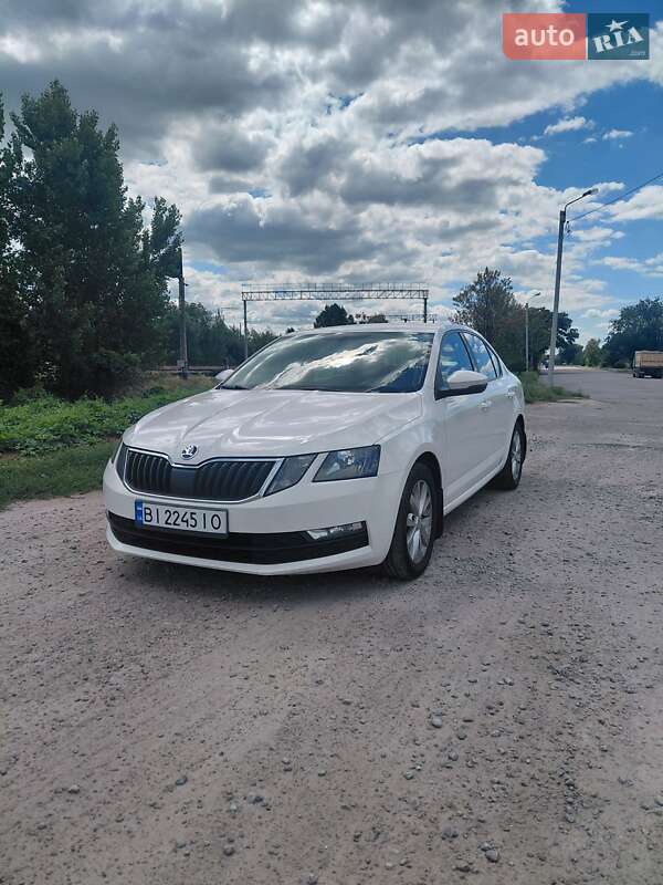 Лифтбек Skoda Octavia 2017 в Кременчуге