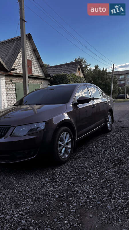 Лифтбек Skoda Octavia 2016 в Александровке