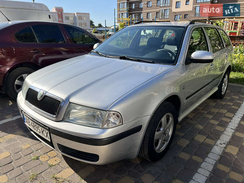 Универсал Skoda Octavia 2010 в Виннице