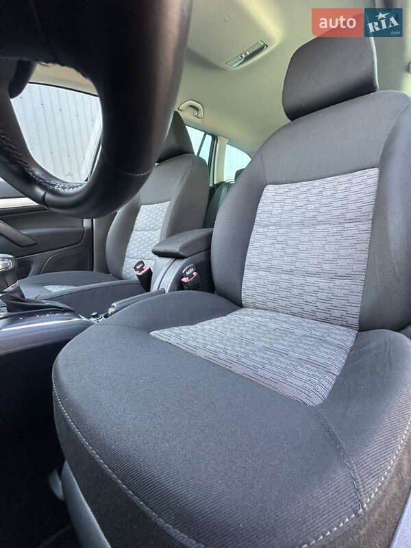 Универсал Skoda Octavia 2010 в Львове фото 46 Универсал Skoda Octavia 2010 в Львове