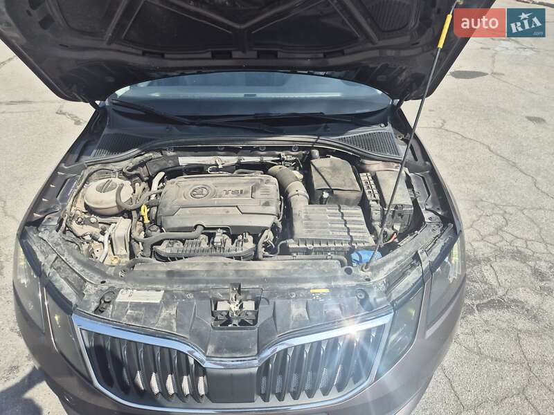 Лифтбек Skoda Octavia 2017 в Запорожье