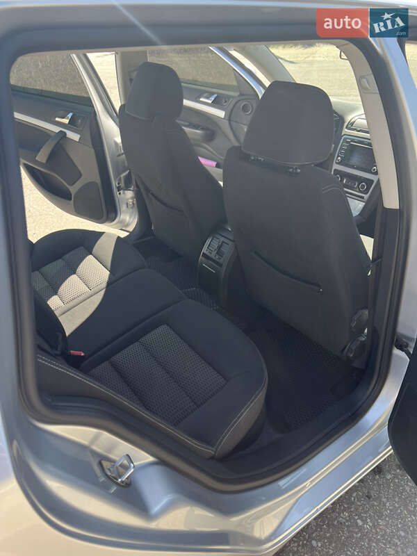 Универсал Skoda Octavia 2009 в Броварах