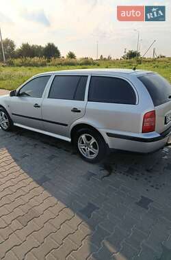 Универсал Skoda Octavia 1999 в Яворове