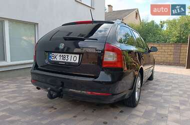 Универсал Skoda Octavia 2011 в 