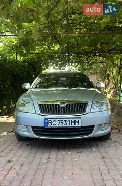 Лифтбек Skoda Octavia 2009 в Мостиске