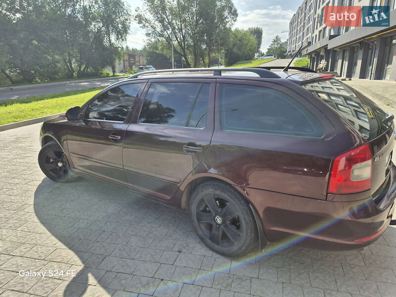 Універсал Skoda Octavia 2011 в Старичах