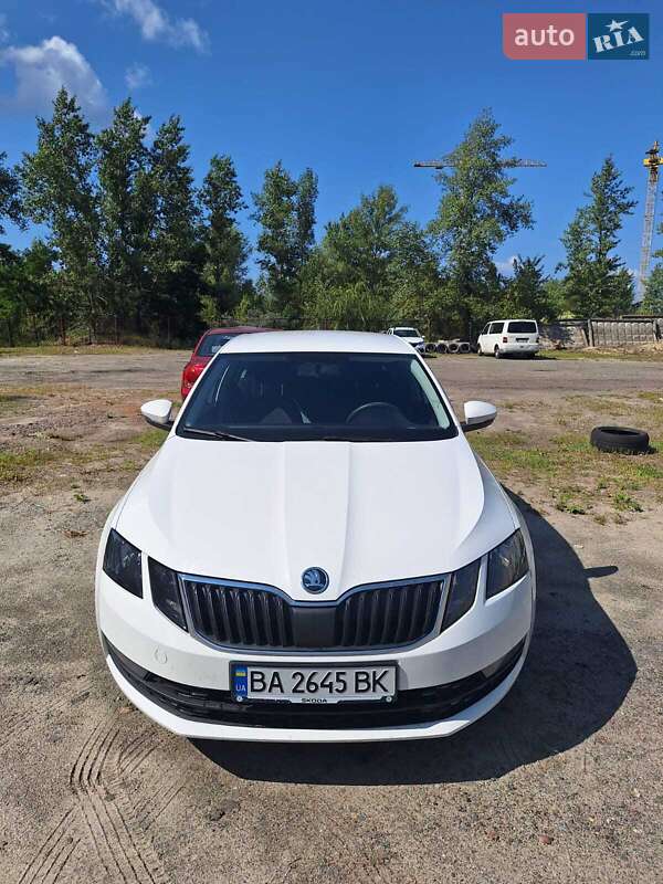 Лифтбек Skoda Octavia 2017 в 