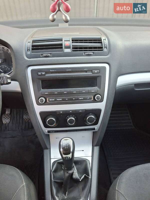 Універсал Skoda Octavia 2011 в Білій Церкві фото 5 Універсал Skoda Octavia 2011 в Білій Церкві