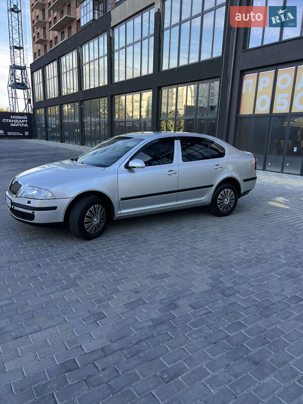 Лифтбек Skoda Octavia 2005 в Полтаве
