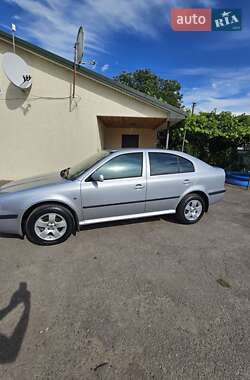 Лифтбек Skoda Octavia 2008 в 