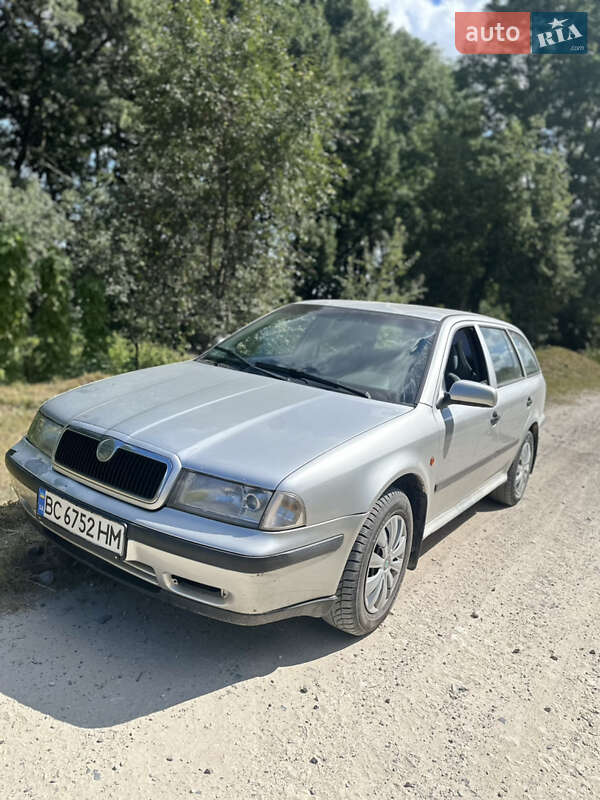 Skoda Octavia 1999