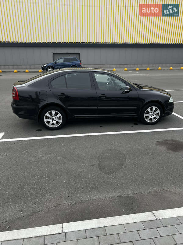 Ліфтбек Skoda Octavia 2006 в Києві