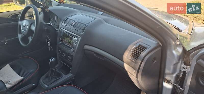 Лифтбек Skoda Octavia 2009 в Краматорске