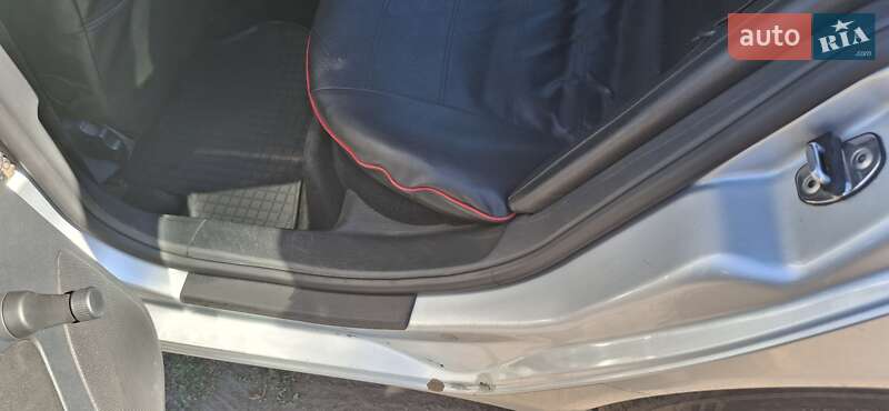 Лифтбек Skoda Octavia 2009 в Краматорске