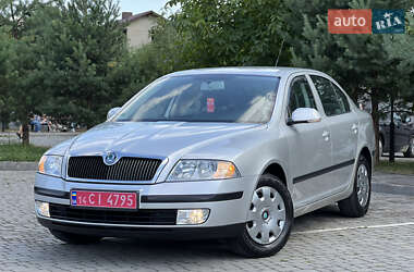 Лифтбек Skoda Octavia 2006 в 