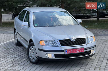 Лифтбек Skoda Octavia 2006 в 