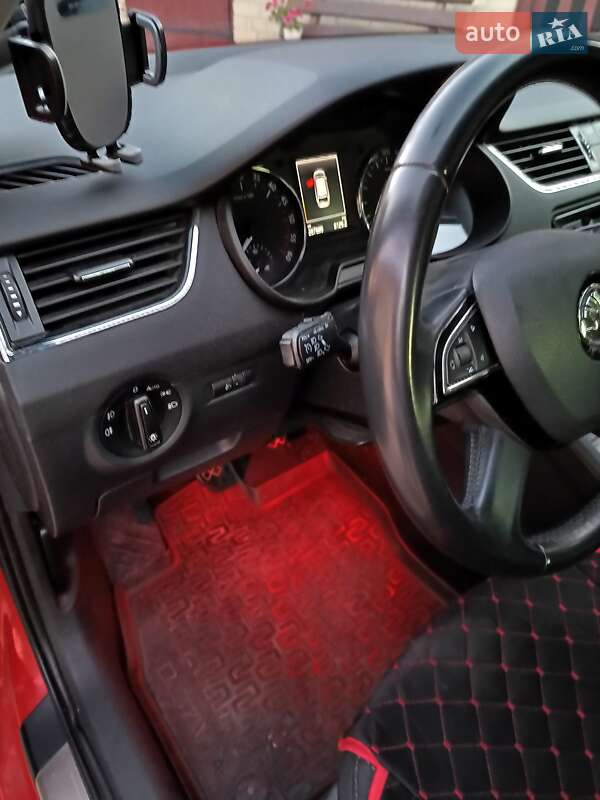 Универсал Skoda Octavia 2014 в Луцке