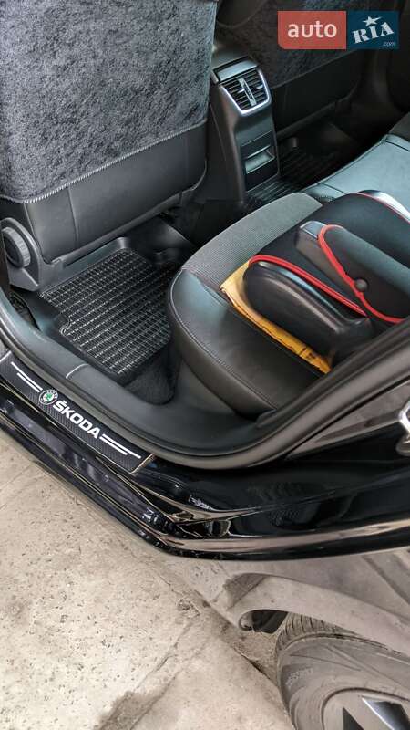 Універсал Skoda Octavia 2016 в Шепетівці