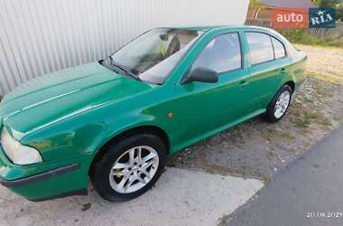 Ліфтбек Skoda Octavia 1999 в Солотвині
