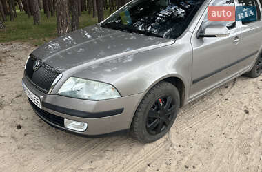 Универсал Skoda Octavia 2006 в Сумах