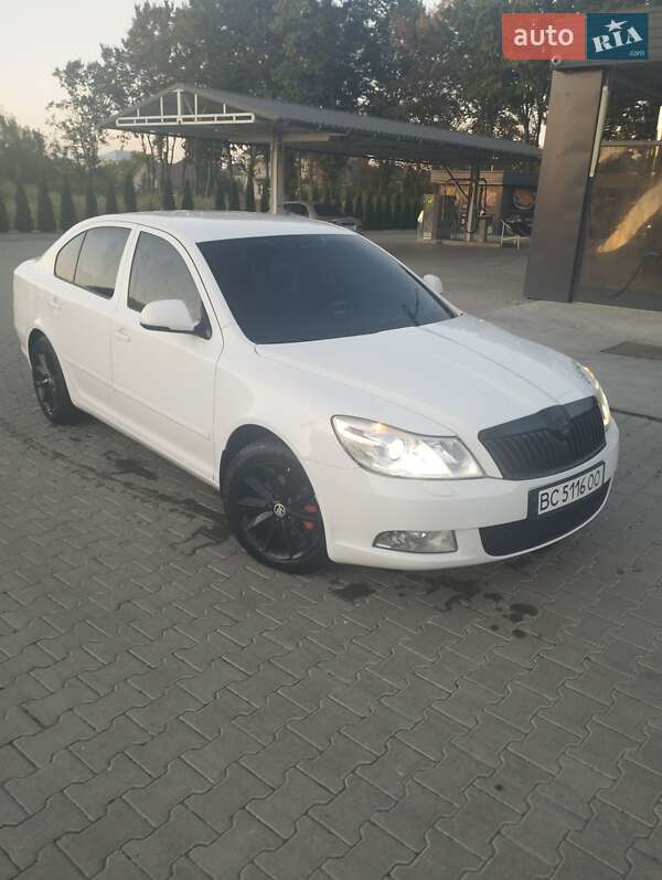 Ліфтбек Skoda Octavia 2009 в Ходореві