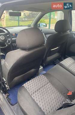 Универсал Skoda Octavia 2001 в 