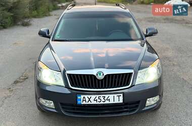 Универсал Skoda Octavia 2012 в Валках