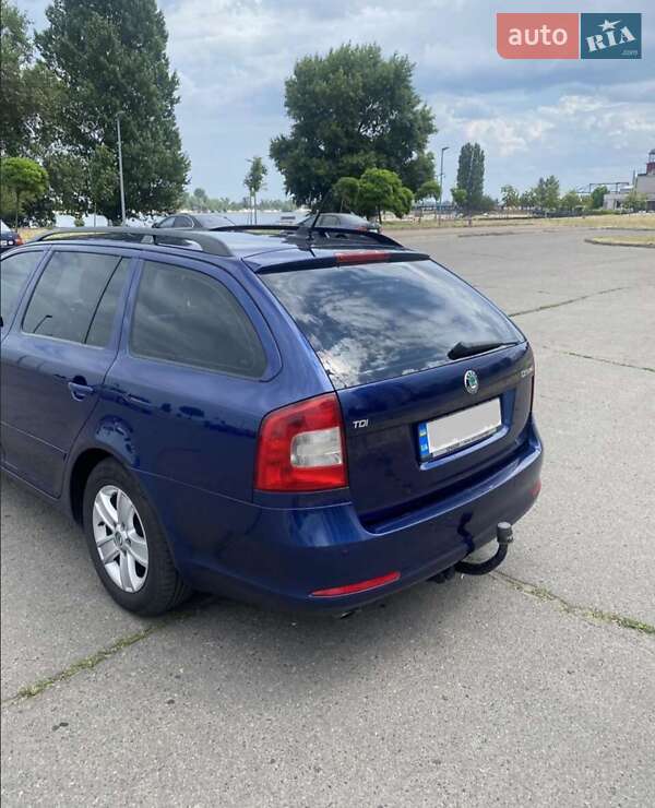 Универсал Skoda Octavia 2011 в Черкассах