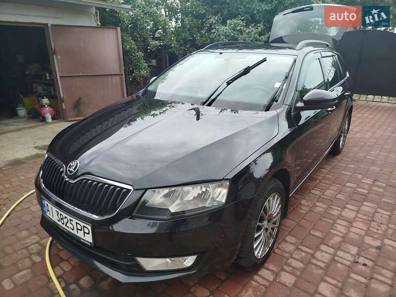 Універсал Skoda Octavia 2015 в Борисполі