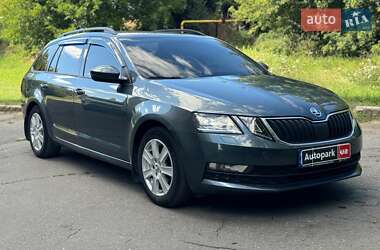 Універсал Skoda Octavia 2017 в  фото 3 Універсал Skoda Octavia 2017 в