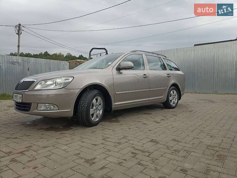 Універсал Skoda Octavia 2012 в Івано-Франківську