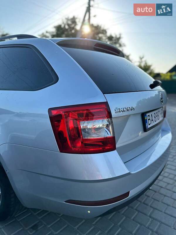 Универсал Skoda Octavia 2018 в Ольшанке
